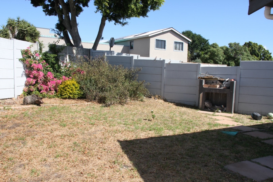 2 Bedroom Property for Sale in Protea Heights Western Cape